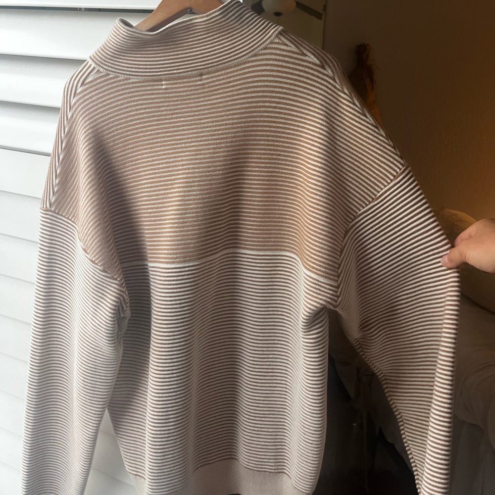 Athletic jacket - Picture 2 of 2
